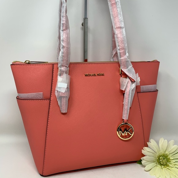 Michael Kors Handbags - Michael Kors Charlotte Large Top Zip Tote